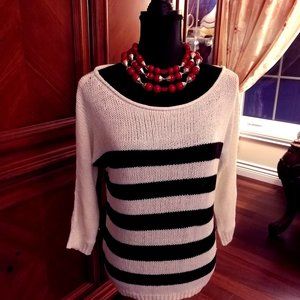 'DYNAMITE' Acrylic Knit Sweater in White & Black